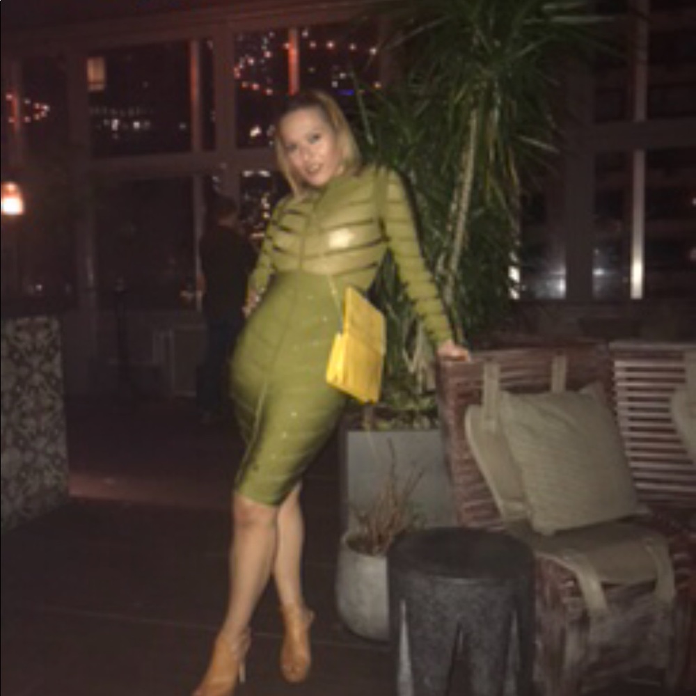 Bandage olive midi dress. Felt like a total superstar when I wore it !!!